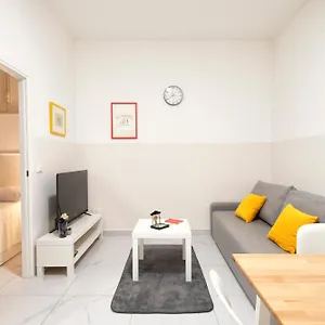 Genova Loft, Centre Shopping District Catania